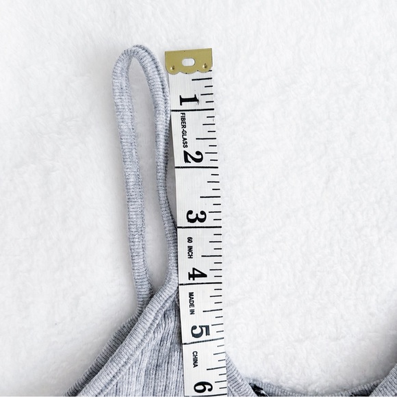 Brandy Melville Lorene Spaghetti Strap Cropped Tank Top Grey One Size - Picture 6 of 6